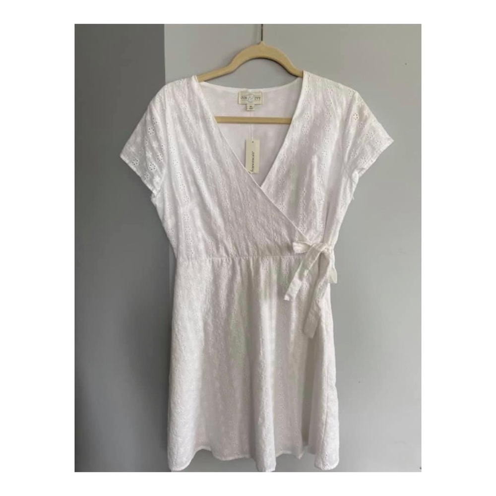 Francesca’s White Dress